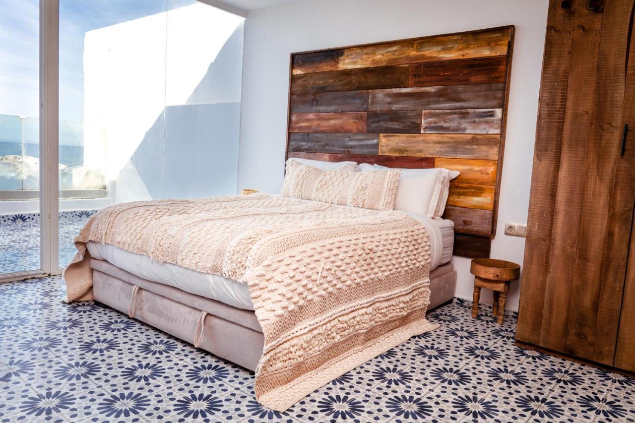 Studio Pied Dans L'Eau Apartment Есувейра Екстериор снимка