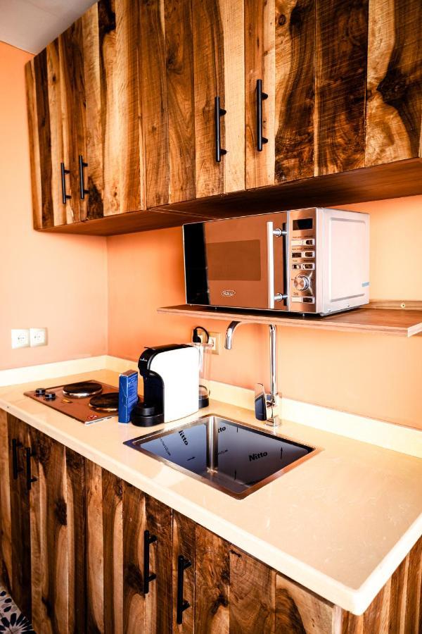 Studio Pied Dans L'Eau Apartment Есувейра Екстериор снимка